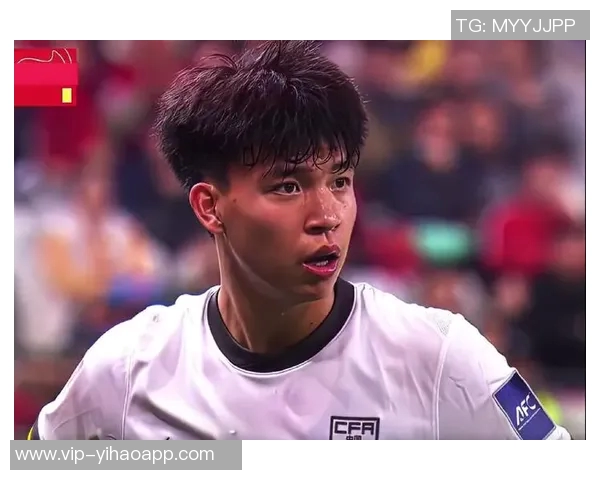 董方卓建议王钰栋尽早留洋发展国内待久虽赚多但前途受限