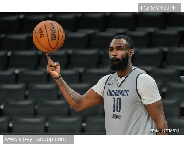 小哈达威本赛季替补得分突破437分力争最佳第六人荣誉 小哈达威本赛季替补得分突破437分力争最佳第六人荣誉